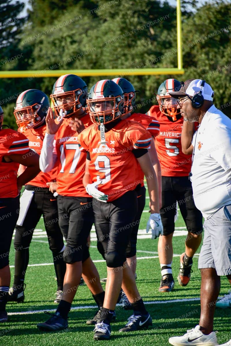 JV #9 Daniel Munoz, #17, #5 vs Golden Sierra.